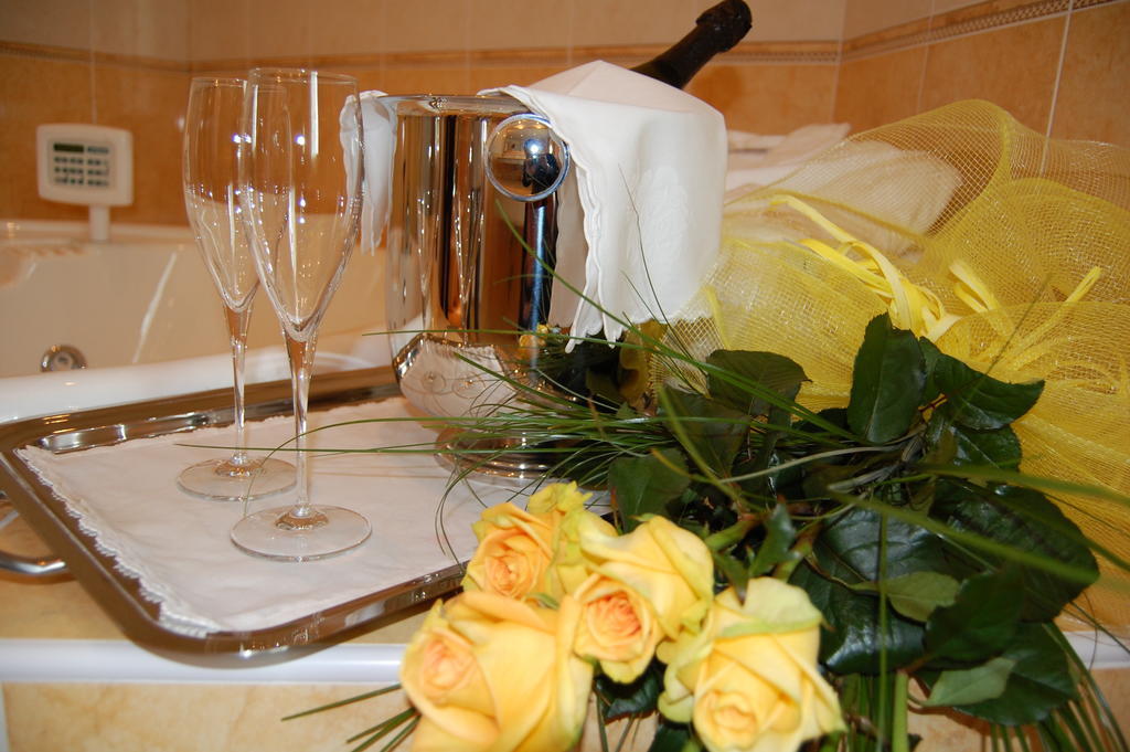 Hotel Motel Gold Calcinate Eksteriør bilde